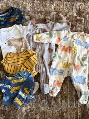 Mixed Brand baby preemie bundle 6 items